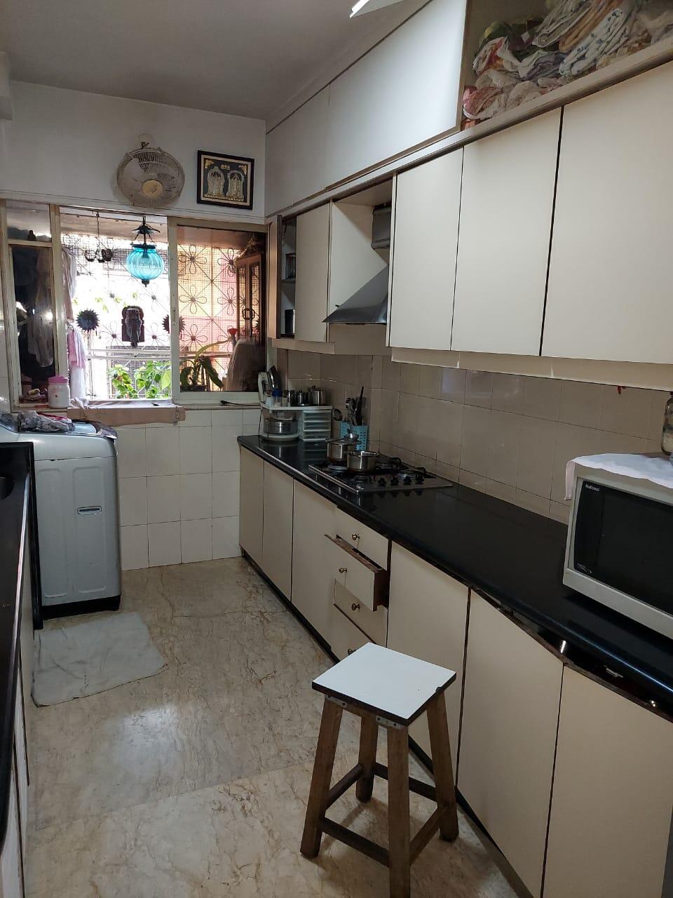 2 BHK Apartment for Sale in Bandra West Mumbai