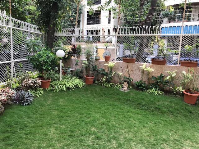 4 BHK Apartment for Sale in Khar West Mumbai