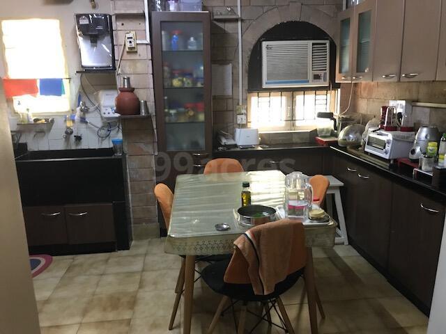 4 BHK Apartment for Sale in Khar West Mumbai