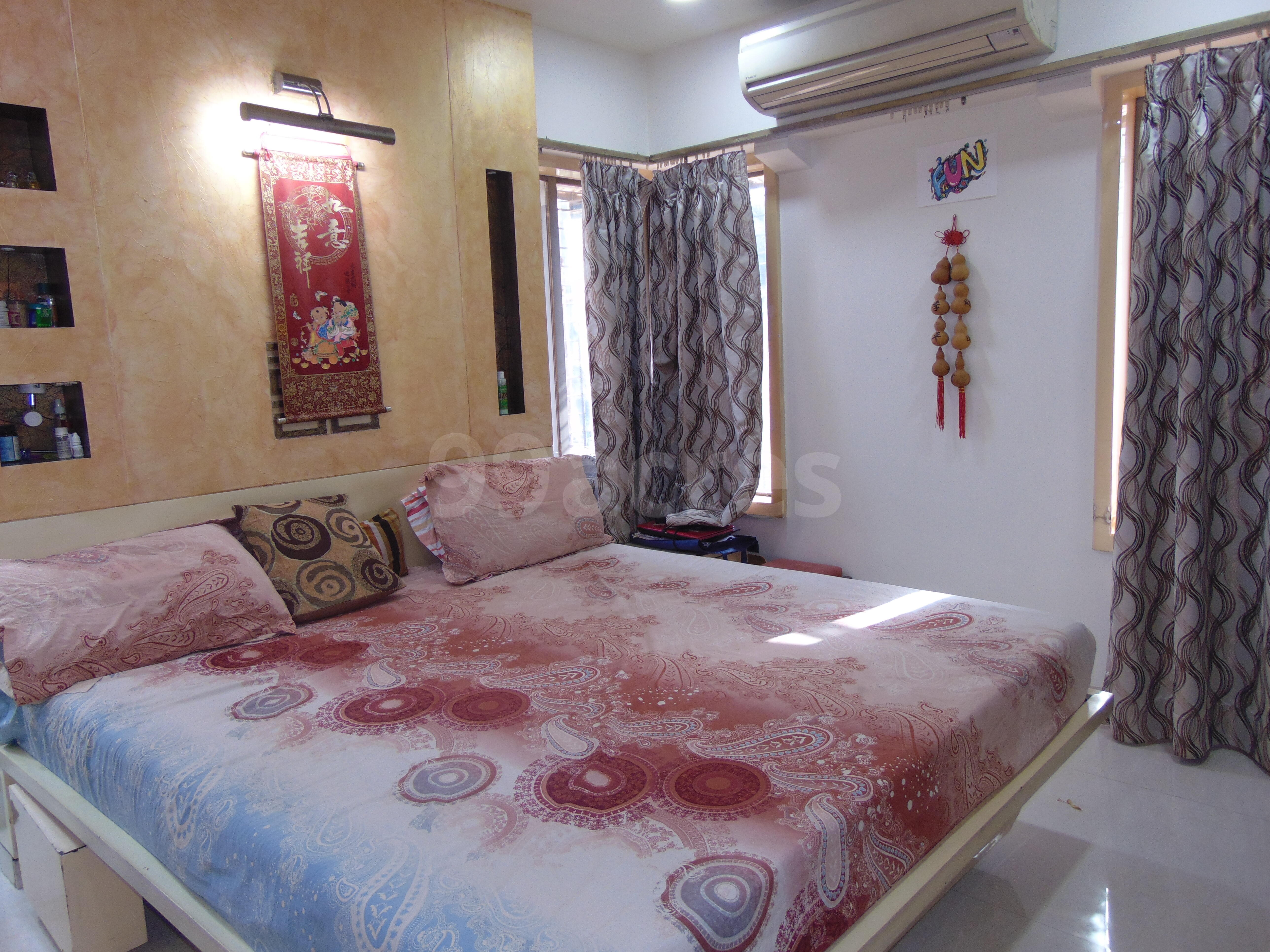 3 BHK Apartment for Sale in Almeida park Mumbai
