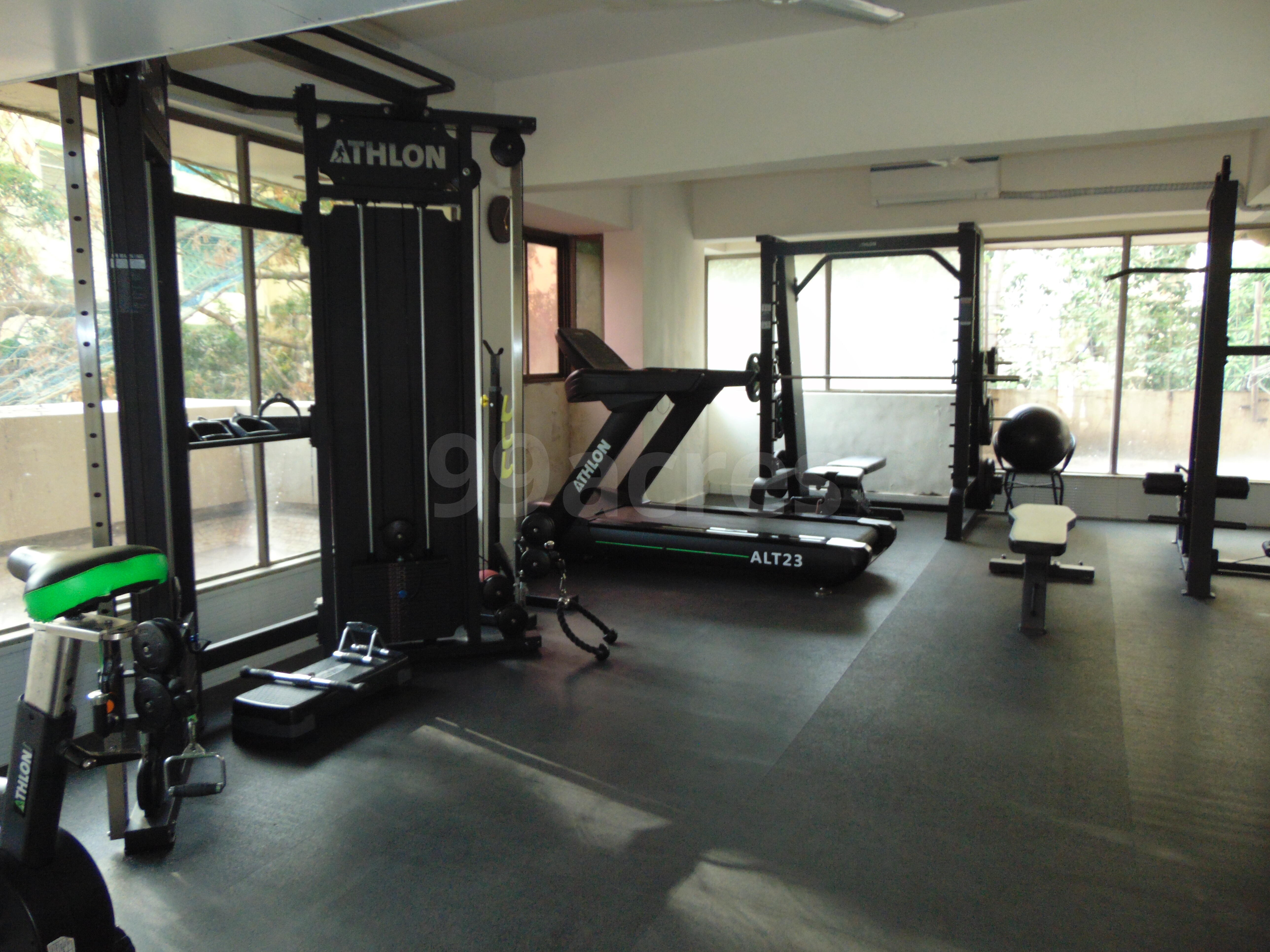 3 BHK Apartment for Sale in Almeida park Mumbai