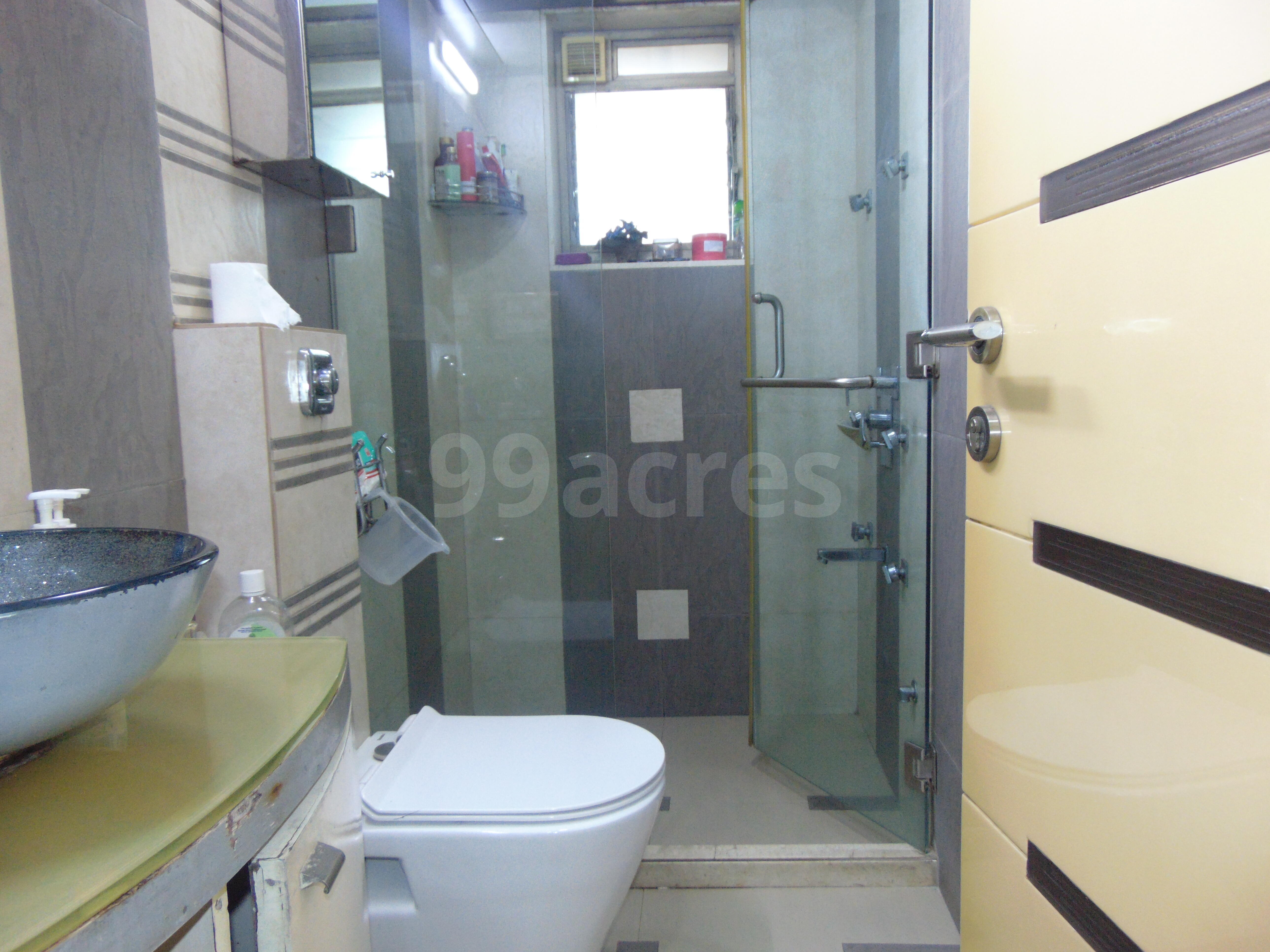 3 BHK Apartment for Sale in Almeida park Mumbai