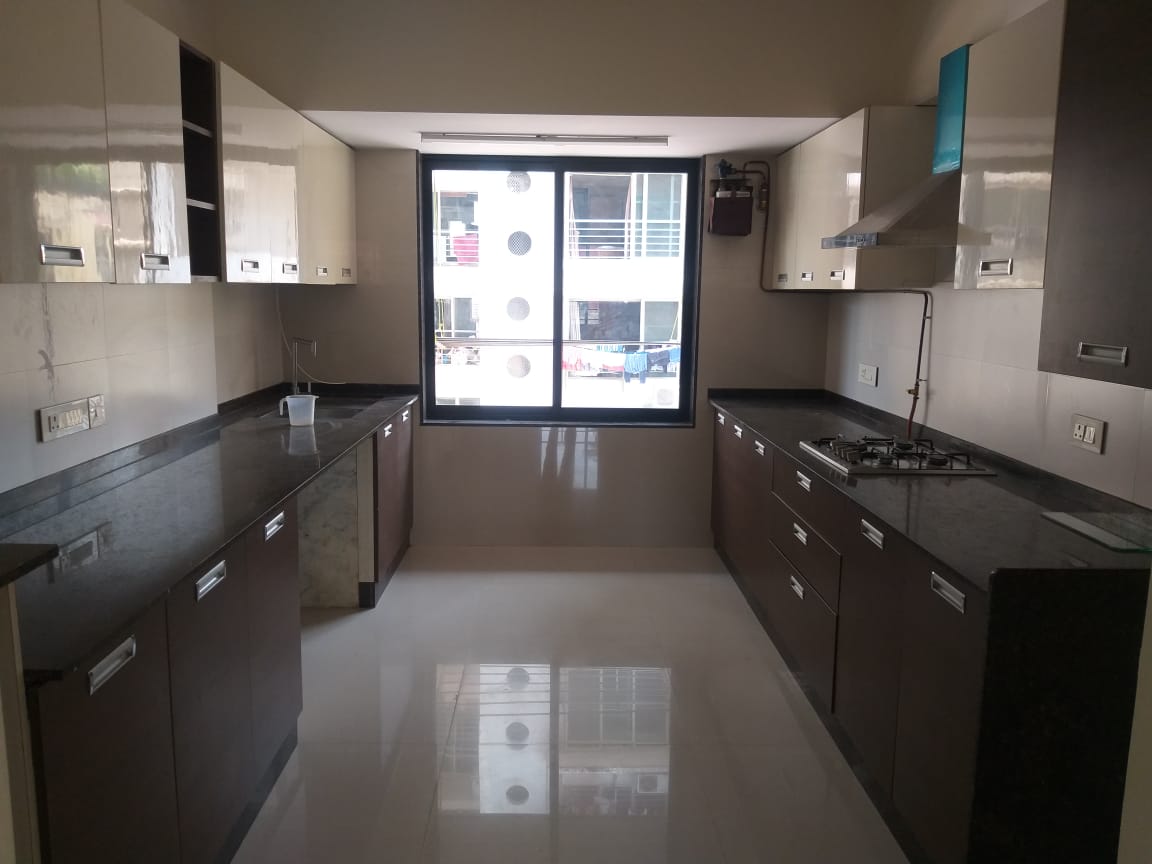 3 BHK Apartment for Rent in Khar West Mumbai