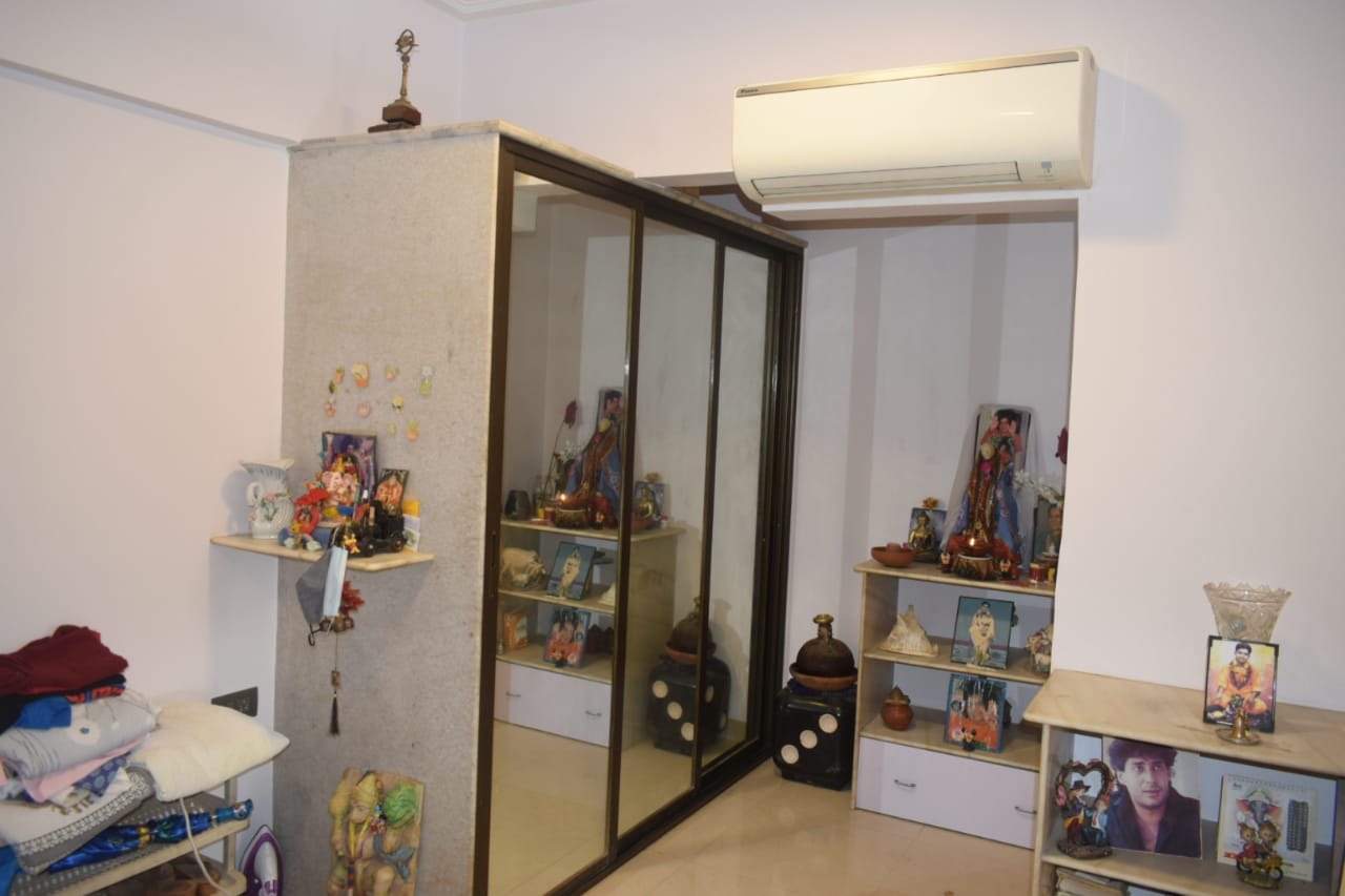 3 BHK Apartment for Sale in 15 Road Mumbai