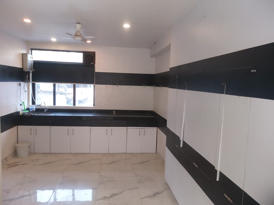 3 BHK Apartment for Rent in Bandra West Mumbai