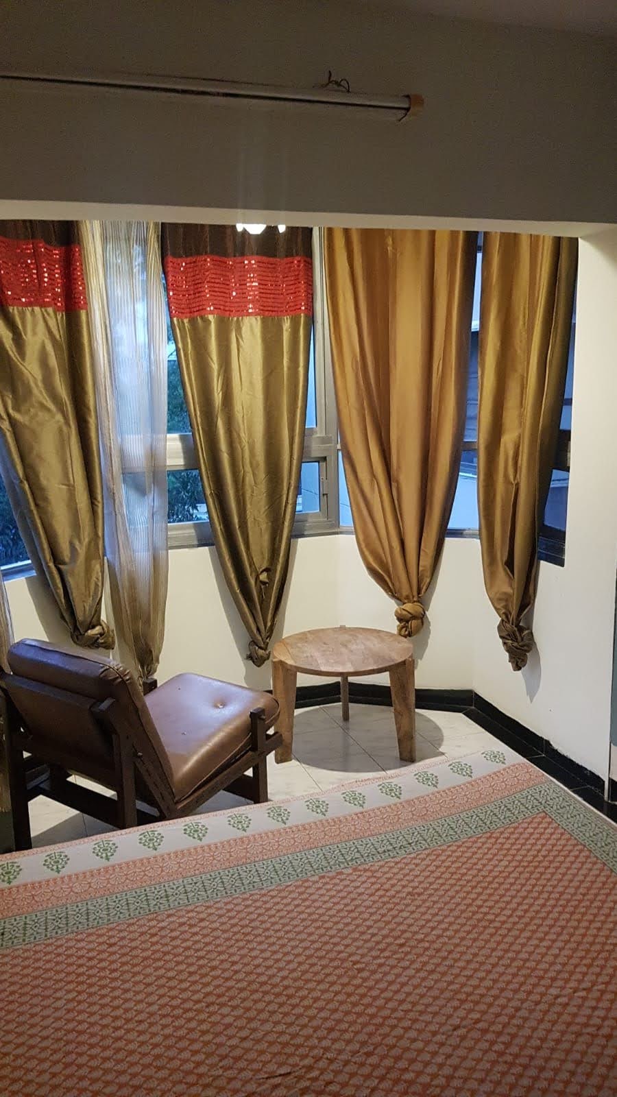 2 BHK Apartment for Rent in Bandra West Mumbai