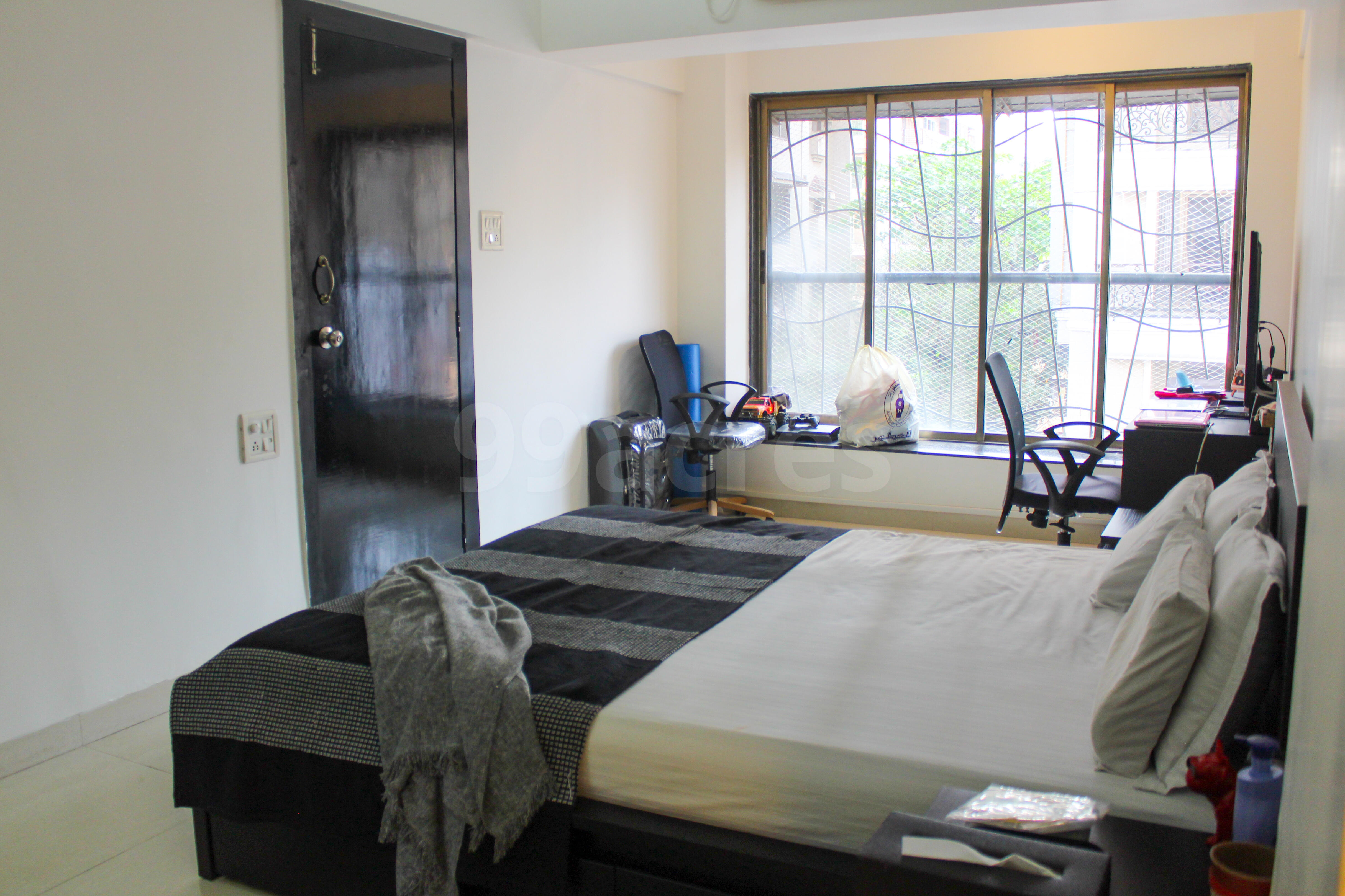 4 BHK Apartment for Rent in 11th Road Mumbai