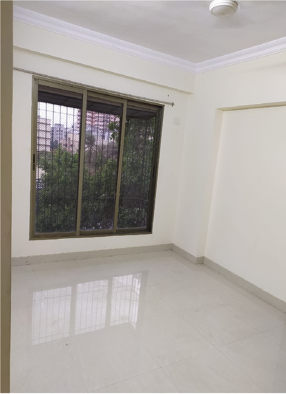 2 BHK Apartment for Sale in Vakola Mumbai