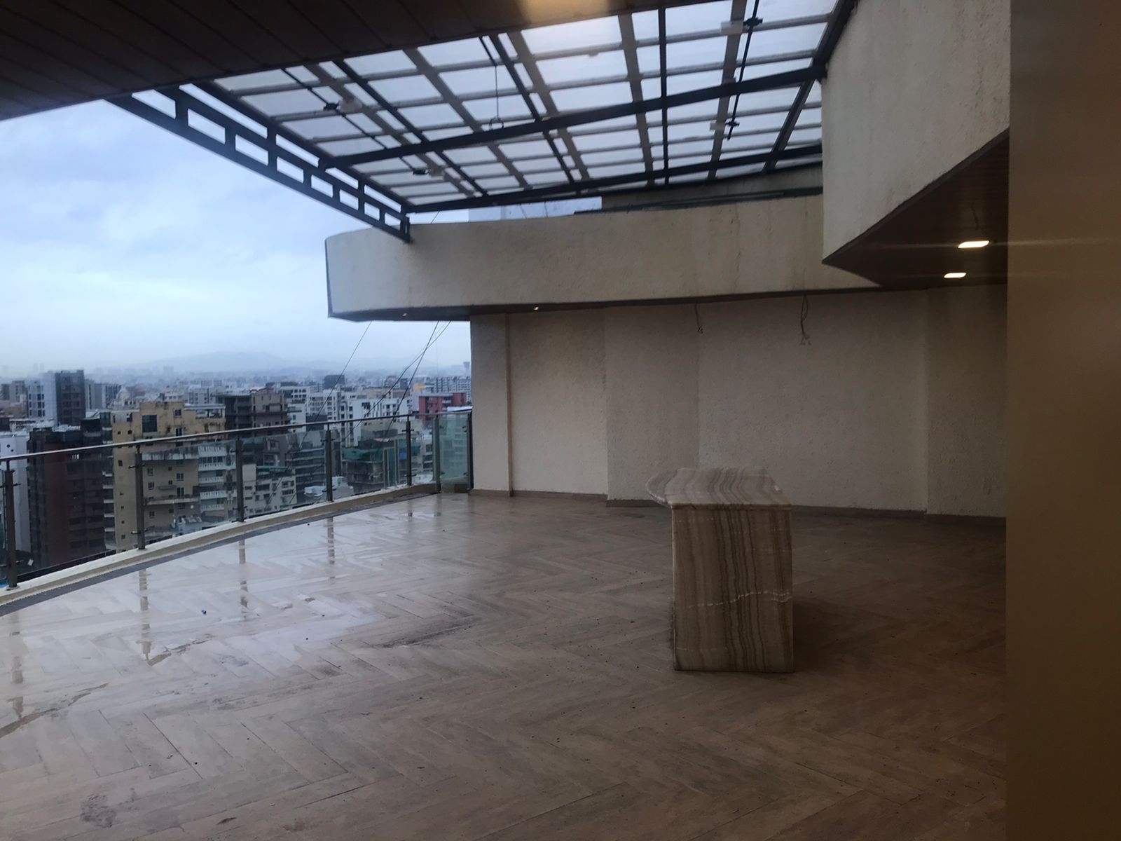 4 BHK Apartment for Rent in Waroda Road Mumbai