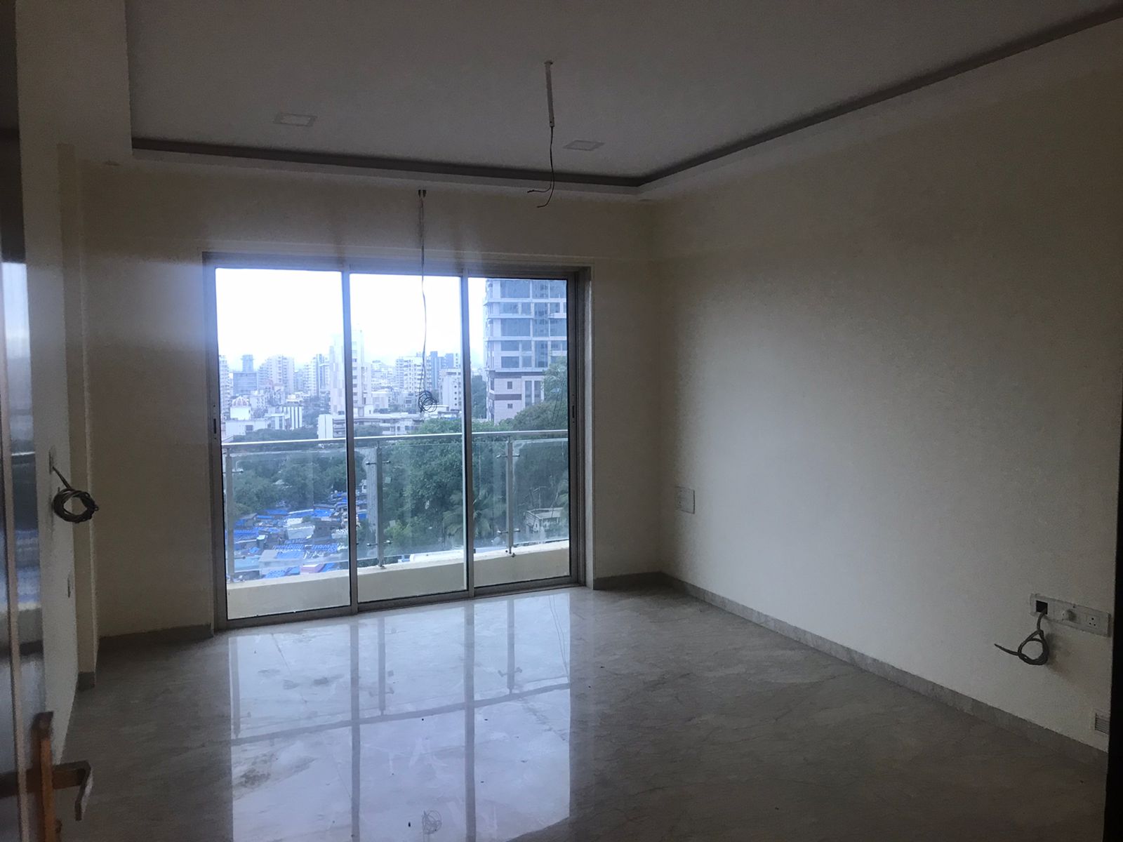 4 BHK Apartment for Rent in Waroda Road Mumbai