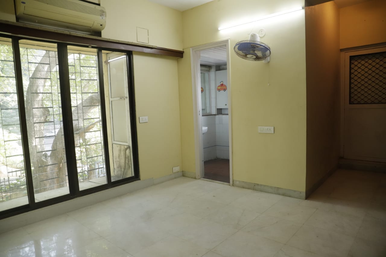 3 BHK Apartment for Sale in Pali Hill Mumbai
