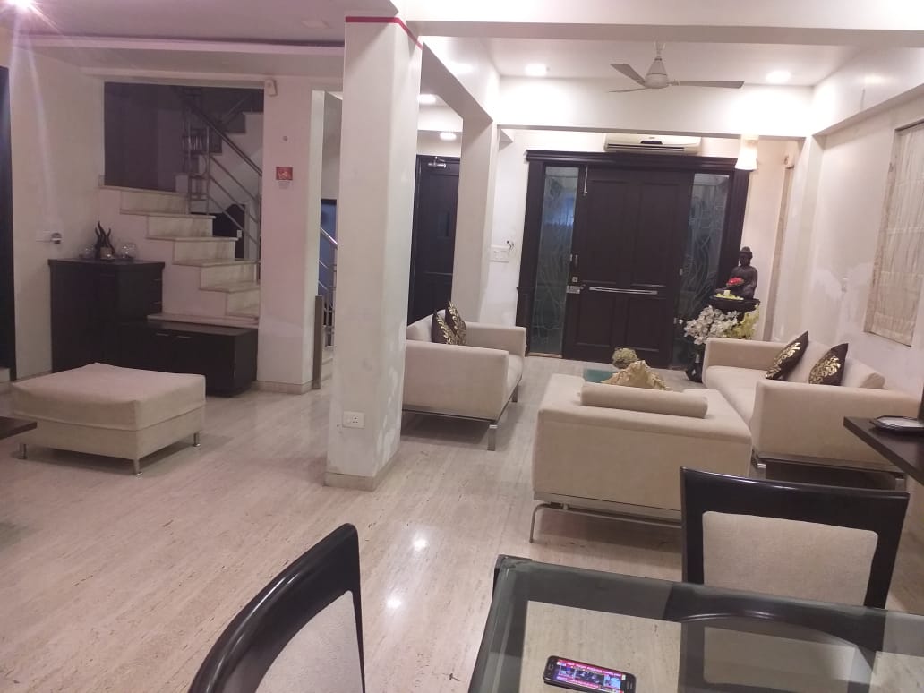 5 BHK Apartment for Rent in 16th Road Mumbai