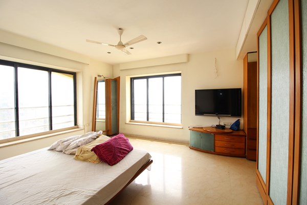 5 BHK Apartment for Sale in Bandstand Mumbai