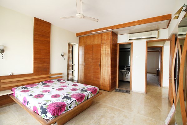5 BHK Apartment for Sale in Bandstand Mumbai