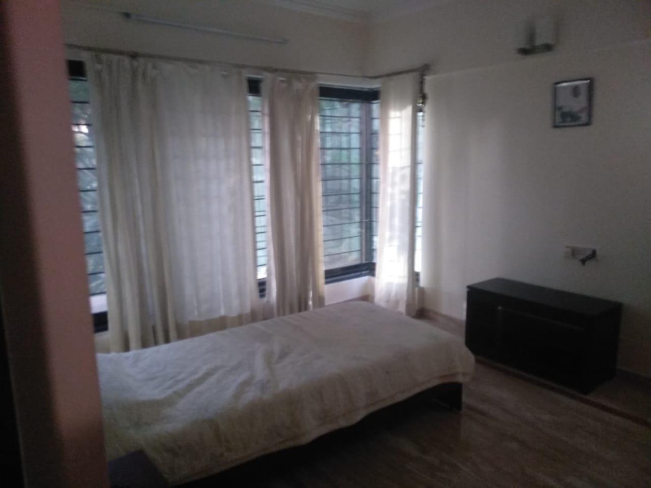 3 BHK Apartment for Rent in Khar West Mumbai