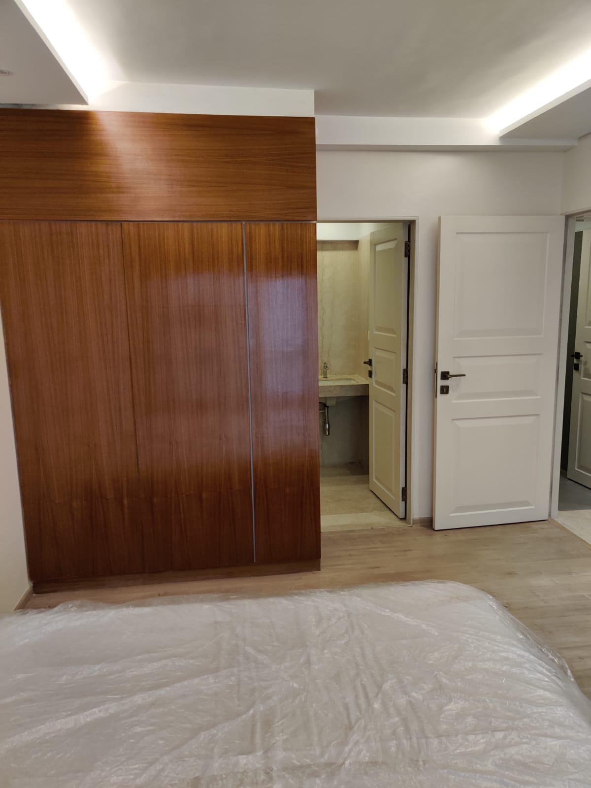 2 BHK Apartment for Sale in BKC Mumbai