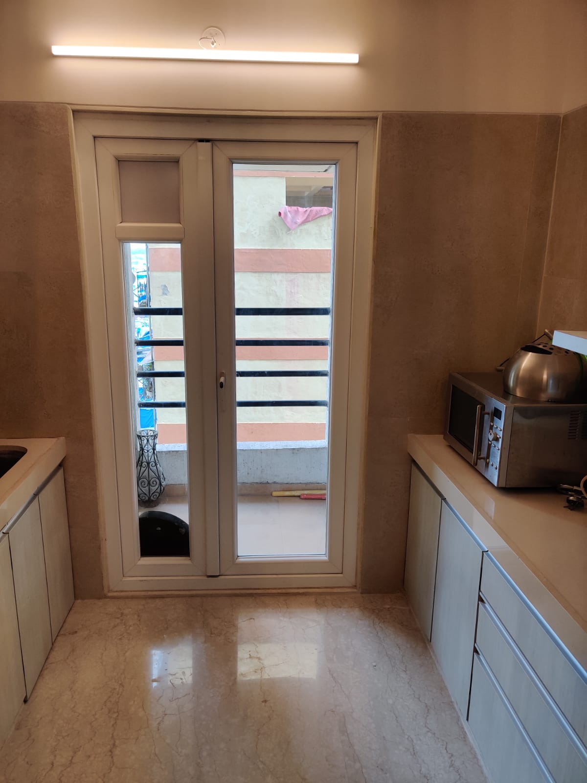 2 BHK Apartment for Sale in BKC Mumbai