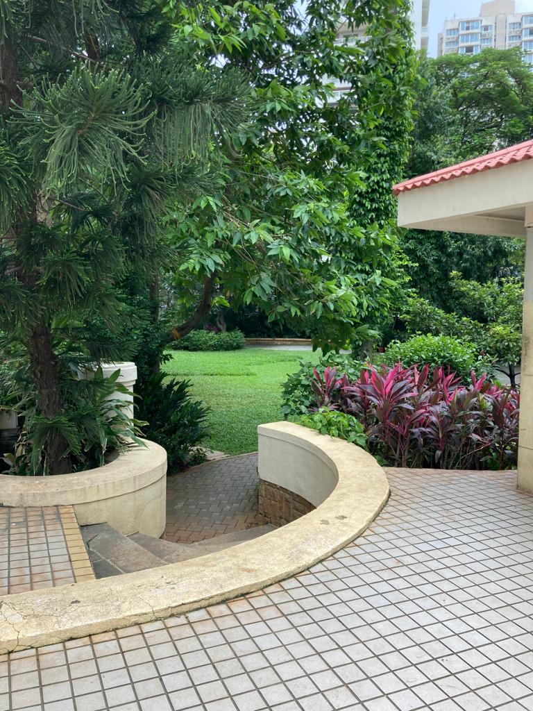 Apartment for Sale in Peddar Road Mumbai