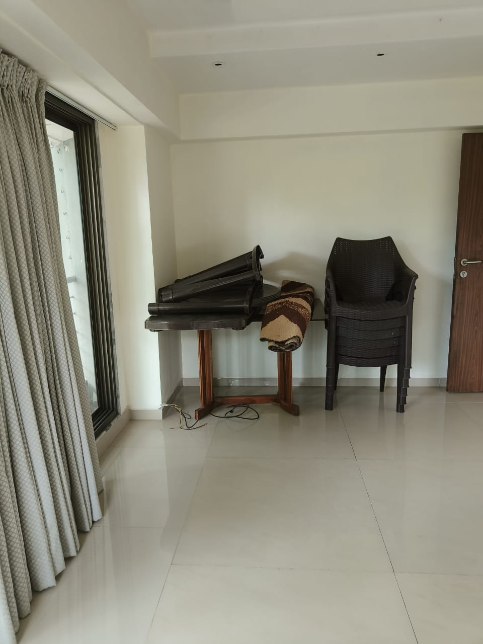 3 BHK Apartment for Sale in S V Road Mumbai