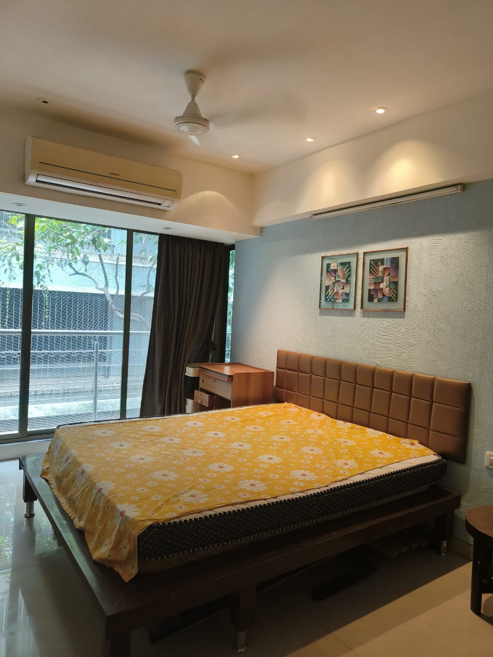 3 BHK Apartment for Sale in S V Road Mumbai