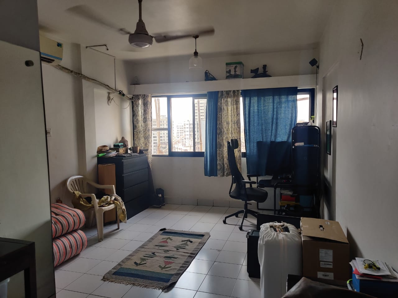 2 BHK Apartment for Rent in Pali Hill Mumbai