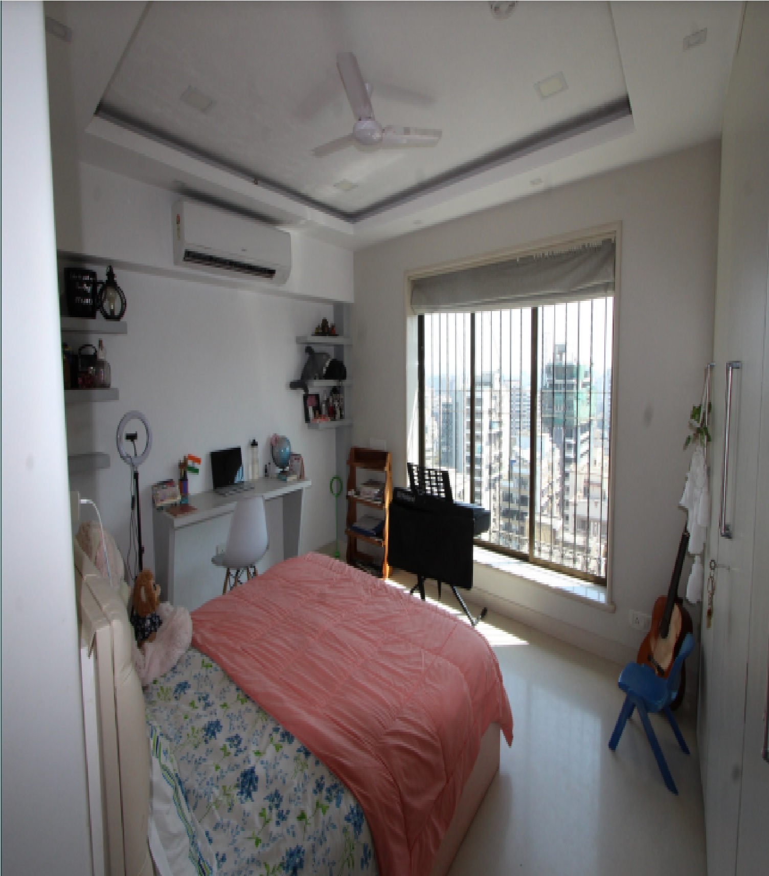 5 BHK Apartment for Sale in Khar West Mumbai