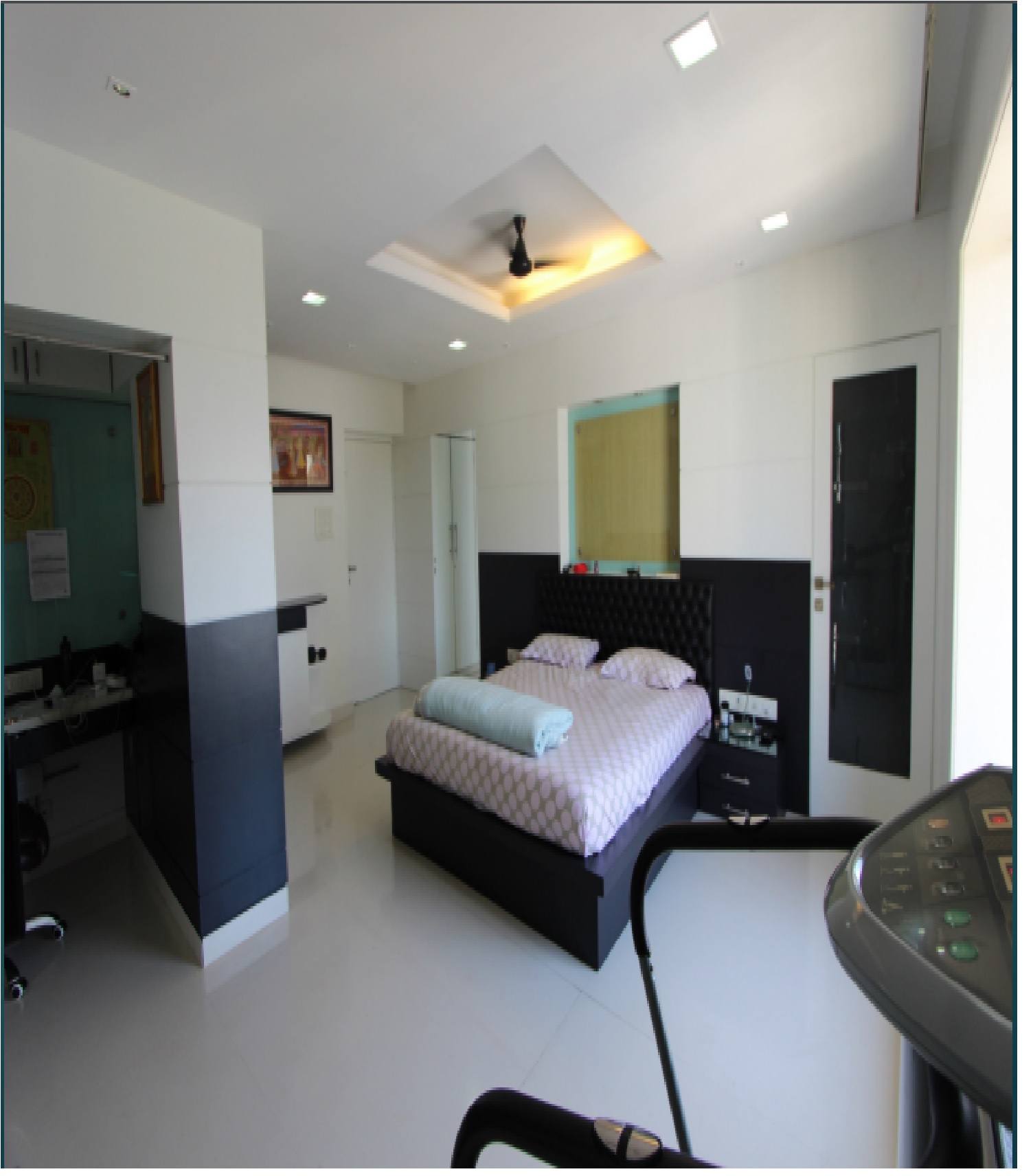 5 BHK Apartment for Sale in Khar West Mumbai