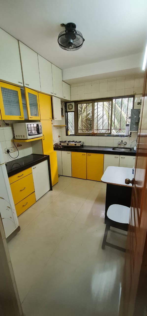 2 BHK Apartment for Sale in Convent Avenue Rd Mumbai