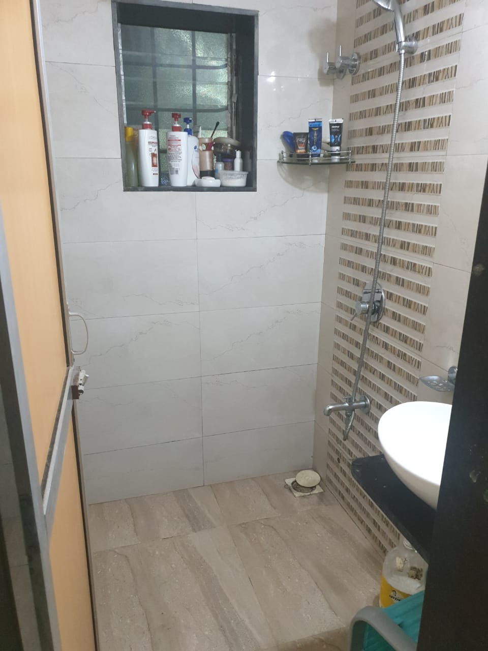 1 BHK Apartment for Rent in Khar West Mumbai