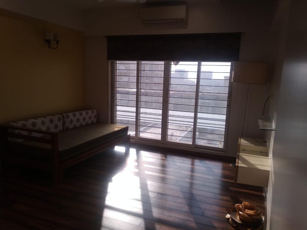 3 BHK Apartment for Sale in 15th Road Mumbai