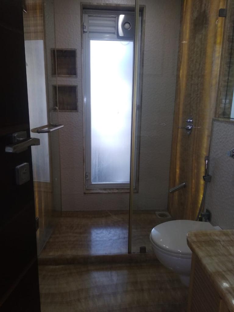 3 BHK Apartment for Sale in 15th Road Mumbai