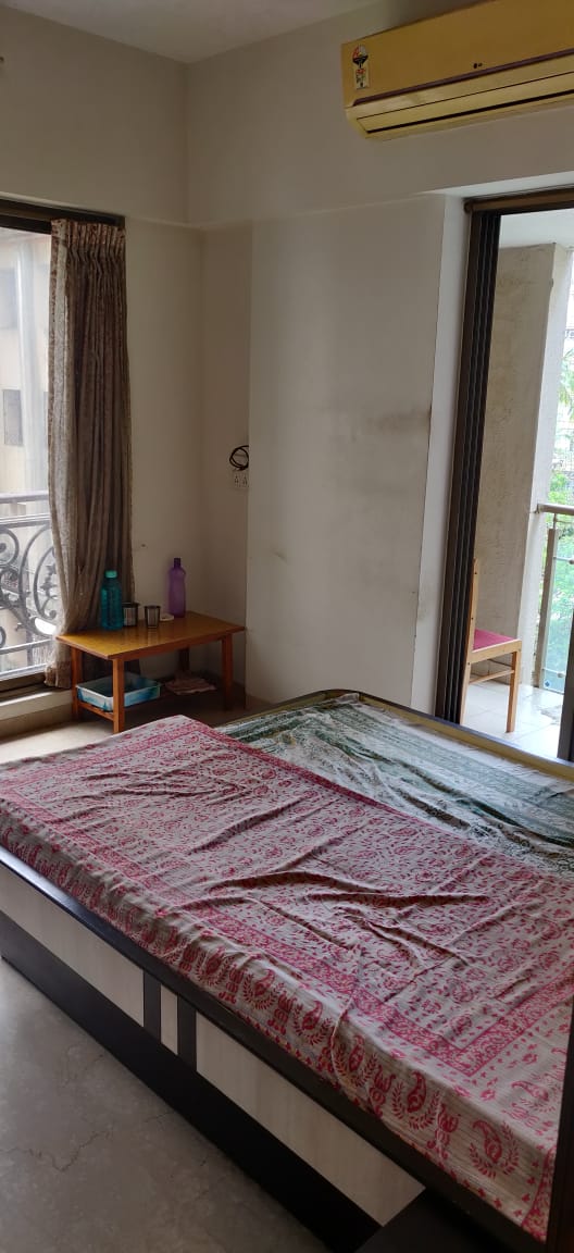 2 BHK Apartment for Rent in Khar West Mumbai
