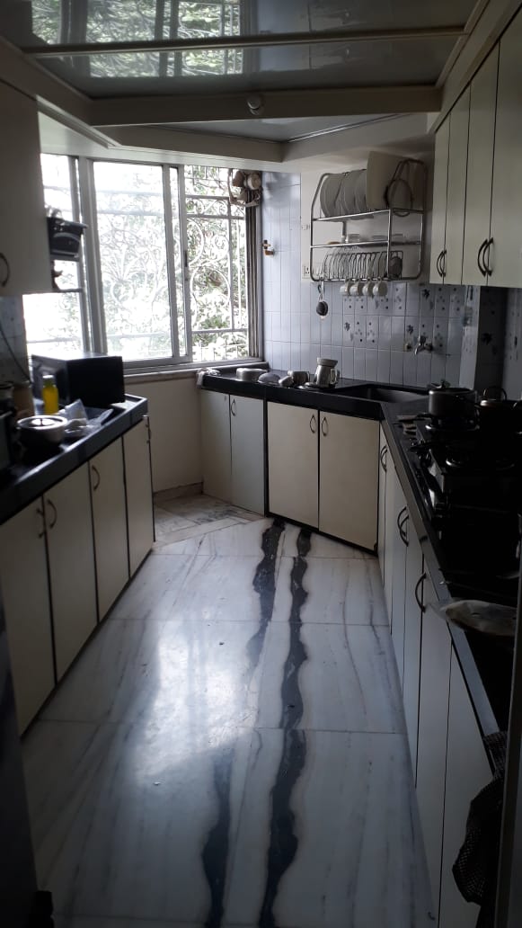 4 BHK Apartment for Sale in Khar Danda Road Mumbai