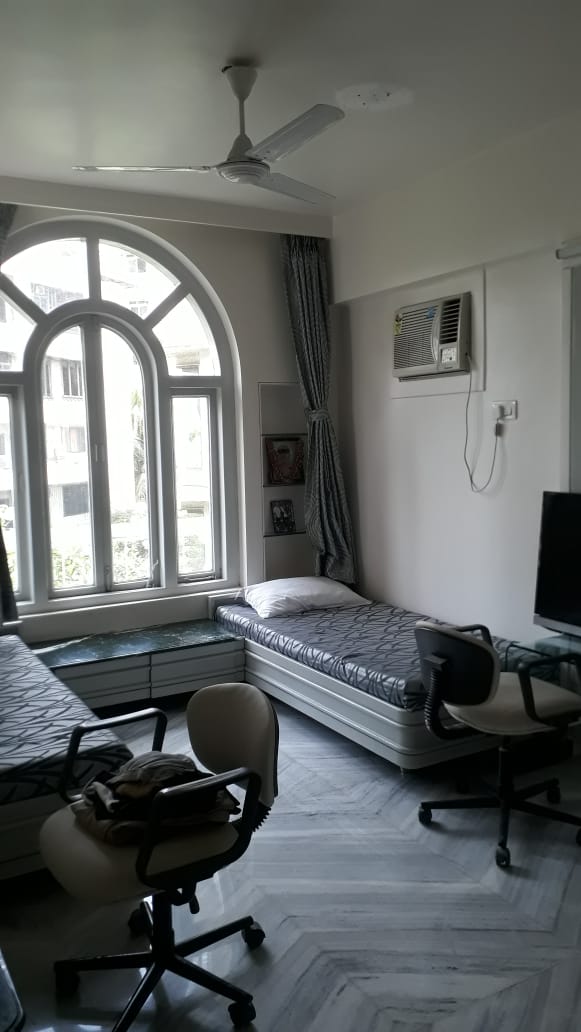 4 BHK Apartment for Sale in Khar Danda Road Mumbai
