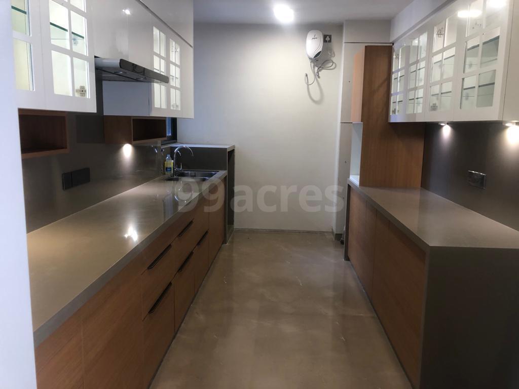 4 BHK Apartment for Rent in Bandra East Mumbai