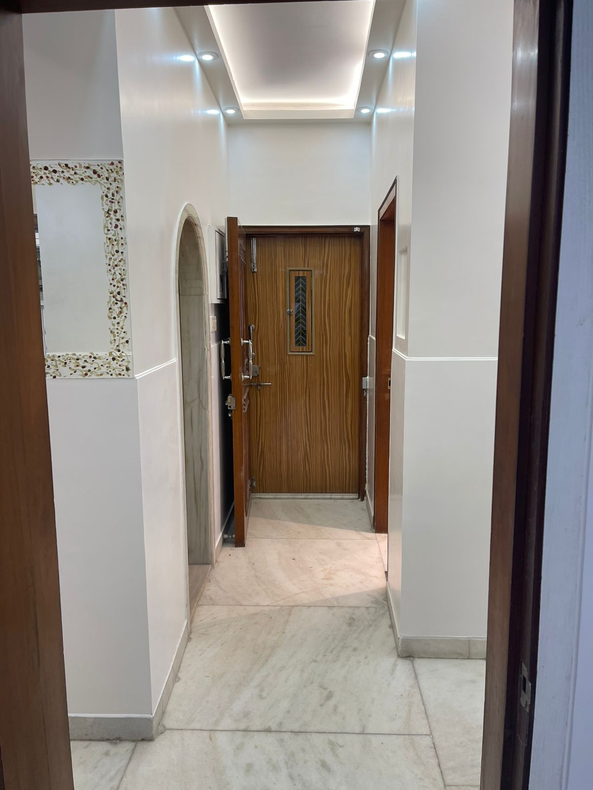 3 BHK Apartment for Rent in North Avenue Road Mumbai