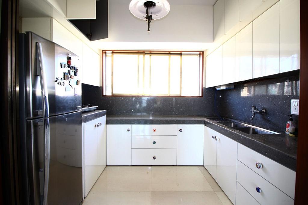 2 BHK Apartment for Rent in Perry cross road Mumbai