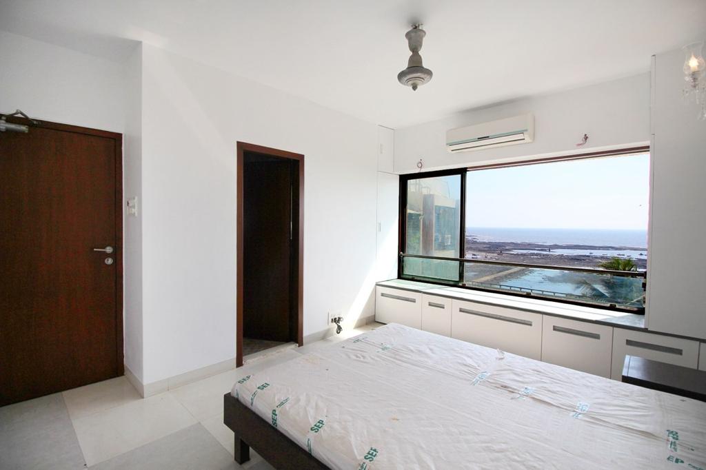 2 BHK Apartment for Rent in Perry cross road Mumbai