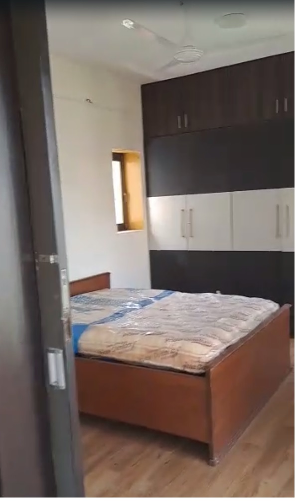 2 BHK Apartment for Rent in Zig Zag Road Mumbai