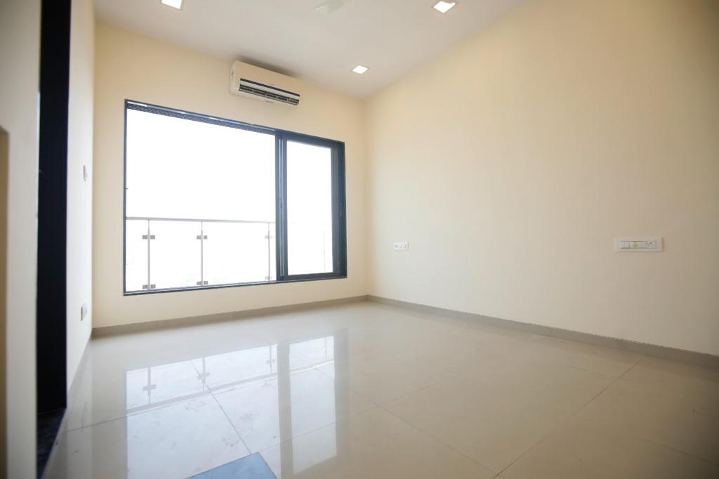 4 BHK Apartment for Sale in Santacruz West Mumbai