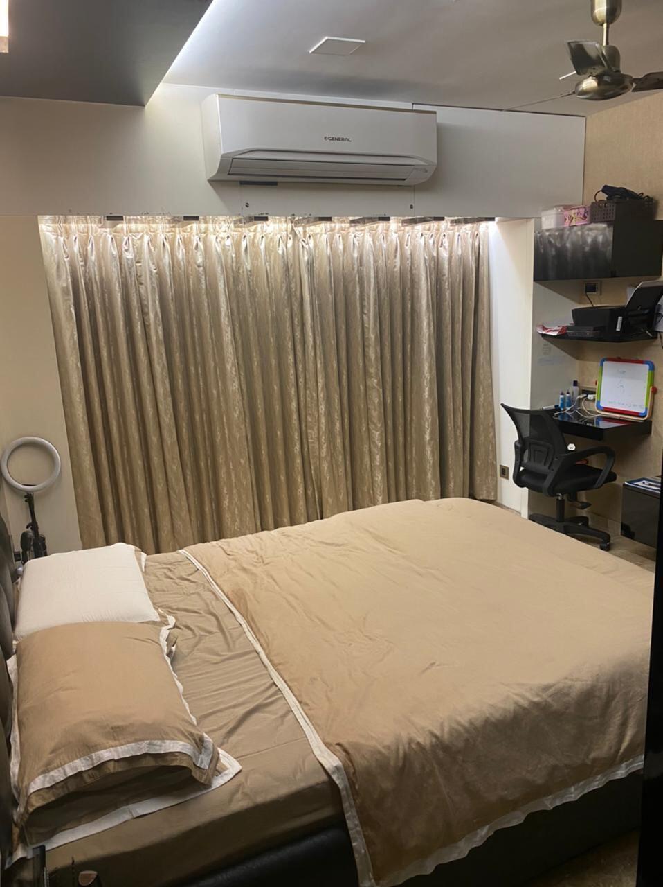3 BHK Apartment for Sale in Khar West Mumbai