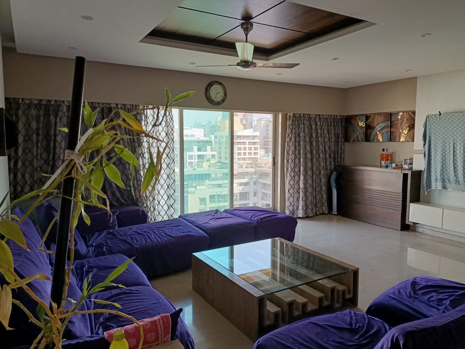 3 BHK Apartment for Sale in Off Linking Road Mumbai