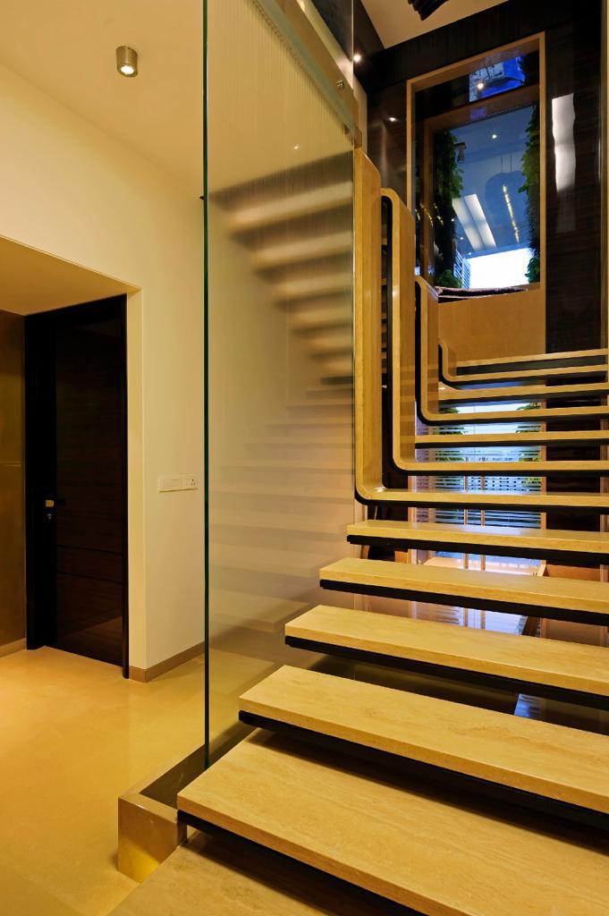 7 BHK Apartment for Sale in 15th Road Mumbai