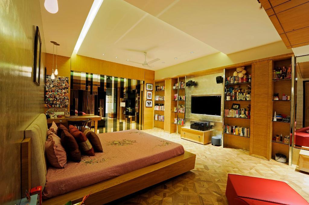 7 BHK Apartment for Sale in 15th Road Mumbai