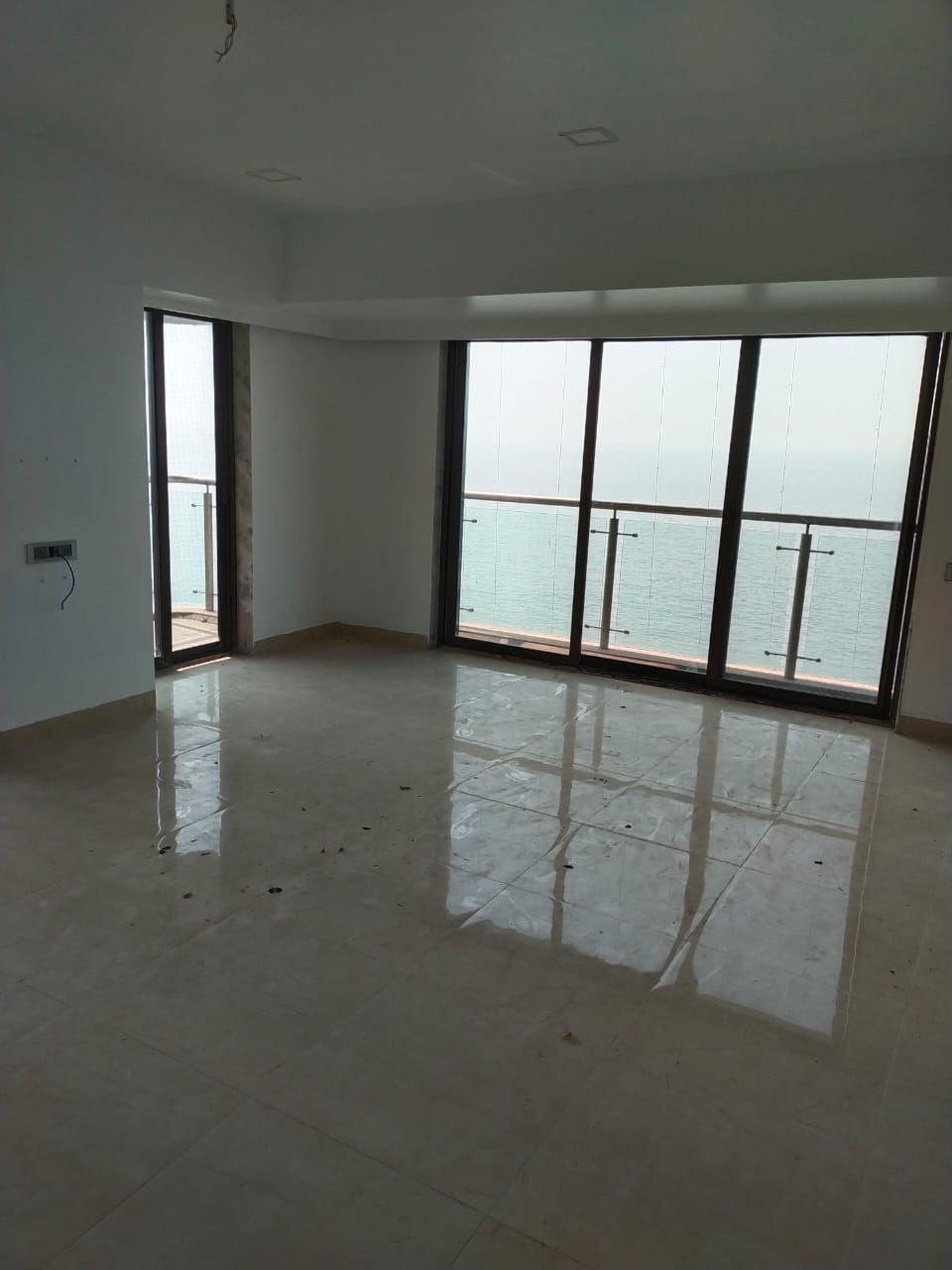 5 BHK Apartment for Sale in Bandstand Mumbai
