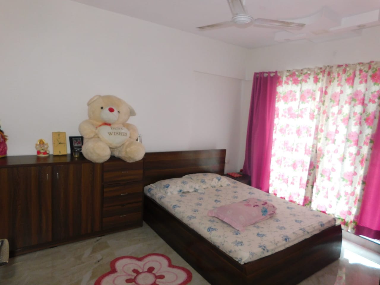 2 BHK Apartment for Sale in Andheri West Mumbai