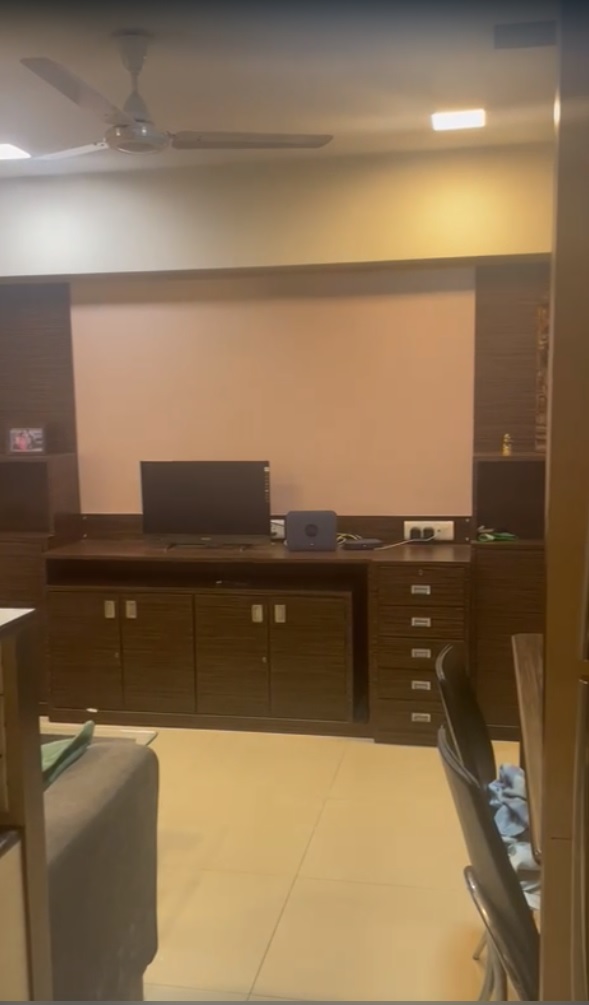 2 BHK Apartment for Sale in S V Road Mumbai