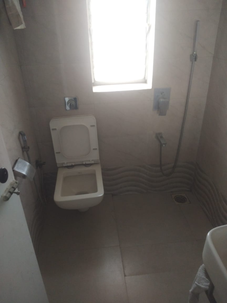2 BHK Apartment for Rent in Dr.Ambedkar Rd Mumbai