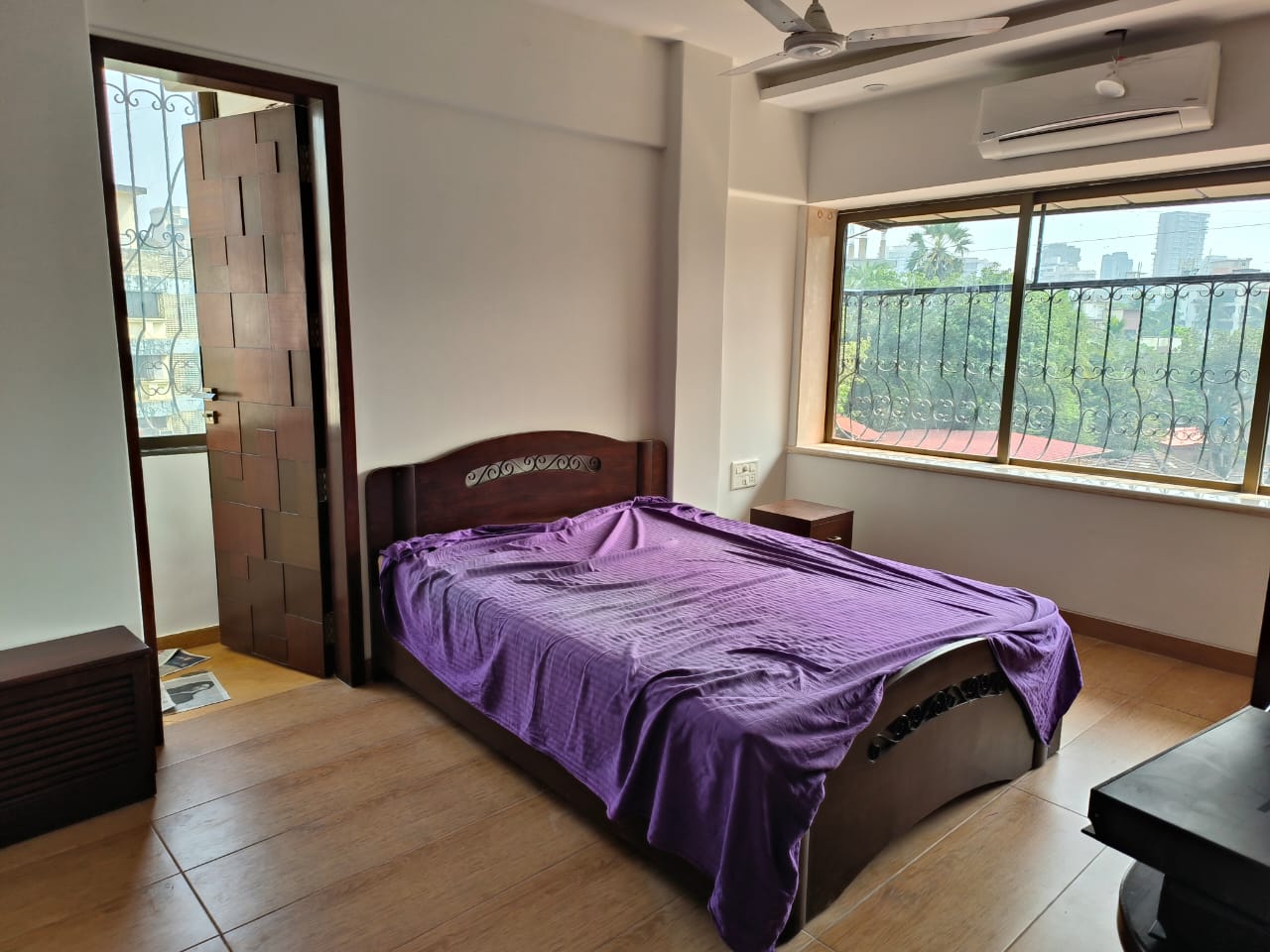 2 BHK Apartment for Rent in Bandra West Mumbai