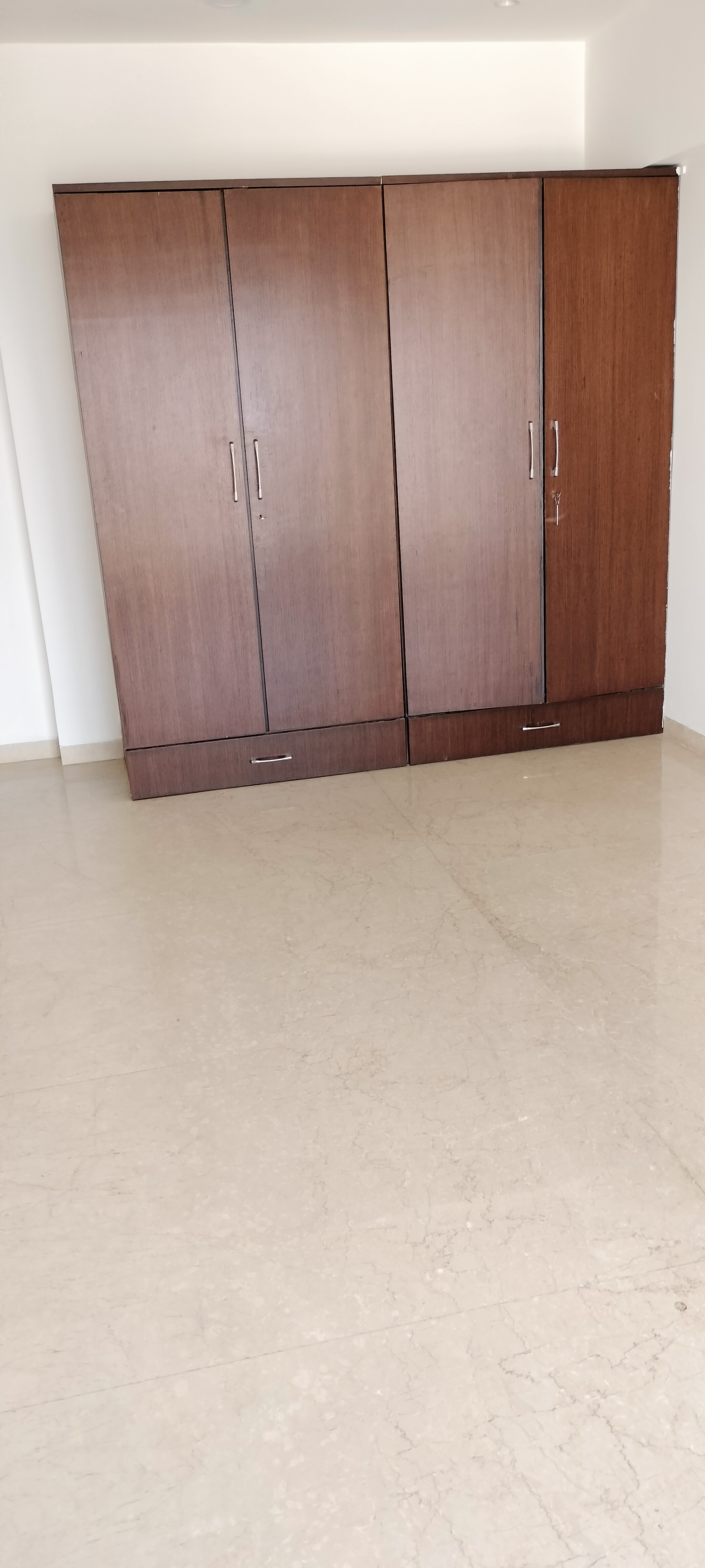 3 BHK Apartment for Rent in 16th Road Mumbai